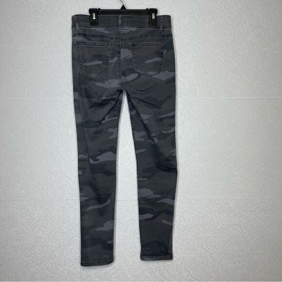 Democracy Camo Side Zip Ankle Skinny Pants 2 - Picture 7 of 7